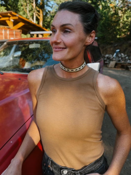 Coyote tracks choker