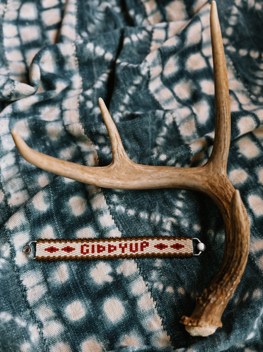 GIDDYUP Bracelet